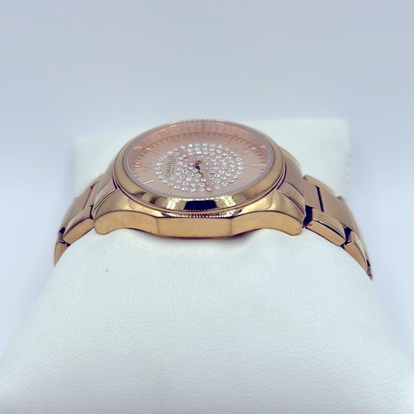 Working! Caravelle New York Rose Gold Rhinestone Face Ladies Watch - Picture 3 of 9